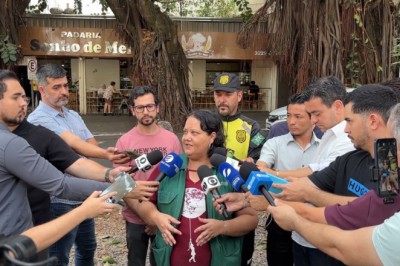 Após queda de galho, Praça da Cirrose recebe sinalização e pode ser interditada por risco às árvores