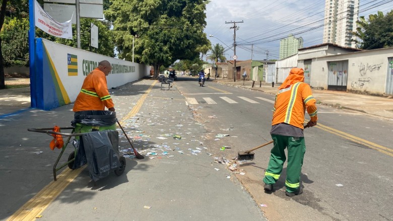 Goiânia mobiliza 966 trabalhadores para limpar ruas durante e após o dia da votação