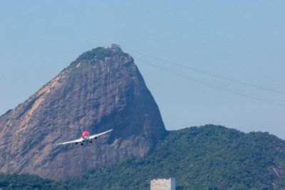 Aumenta preferência dos brasileiros por viagem de avião no verão