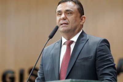 Cristóvão Tormin pleiteia incentivo para produtores de leite