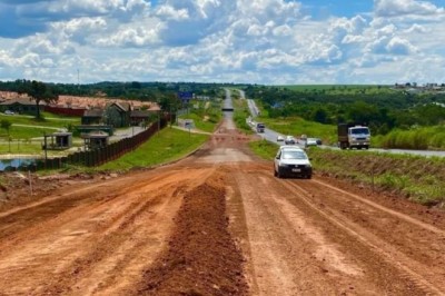Obras na GO-213 são retomadas pelo Exército