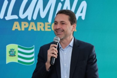 “A iluminação pública de Aparecida será a melhor do estado de Goiás”, diz Vilela