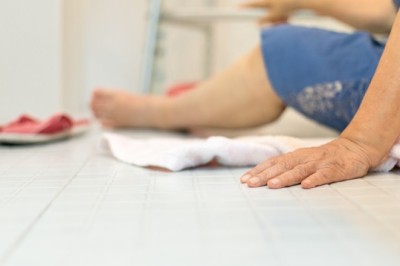 Campanha alerta para riscos de quedas entre idosos