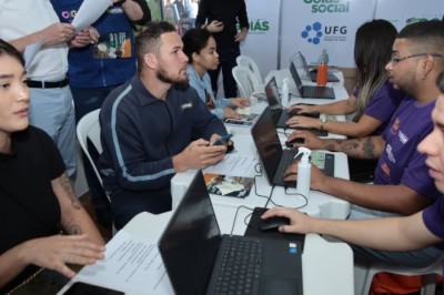 Feirão de Empregos de Aparecida oferece 10 mil vagas até sábado