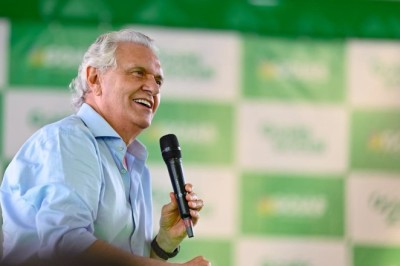 Governador Ronaldo Caiado faz procedimento para tratar arritmia cardíaca