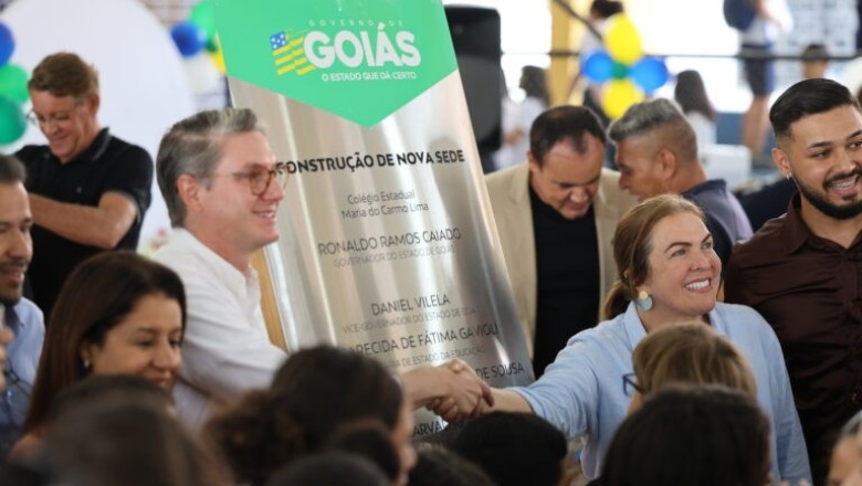 Inaugurado novo colégio em Águas Lindas de Goiás