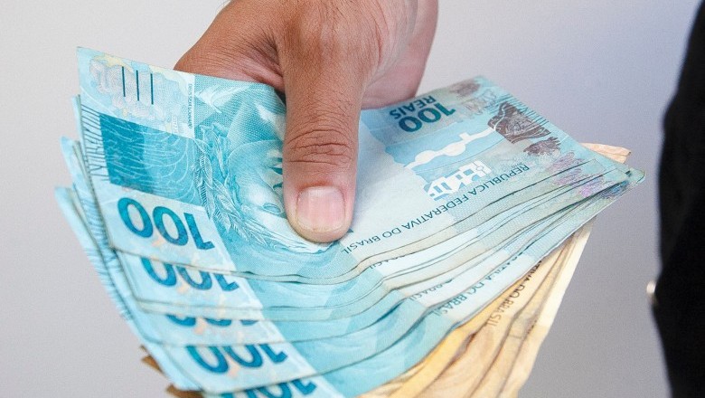 Brasileiros sacaram em janeiro R$ 403,29 milhões esquecidos em bancos