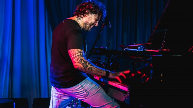 Piano e rock se encontram no palco do Teatro Goiânia no próximo sábado