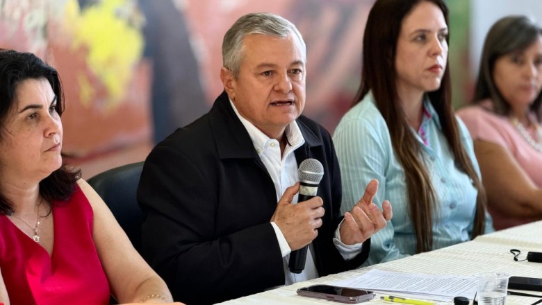 Investimentos recordes, bônus e paralisação: os números e desafios da educação em Goiânia