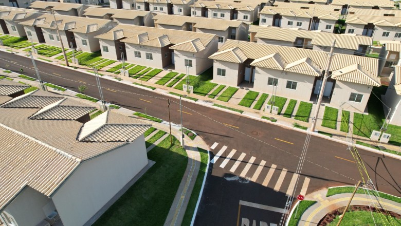 Goiás amplia casas a custo zero no Sudoeste: R$ 180,5 milhões investidos e 779 moradias entregues