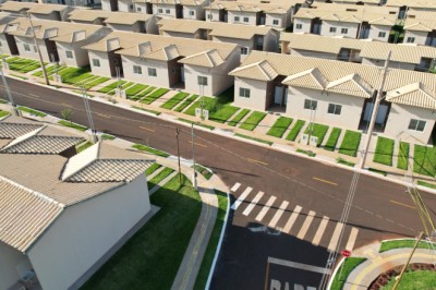 Goiás amplia casas a custo zero no Sudoeste: R$ 180,5 milhões investidos e 779 moradias entregues