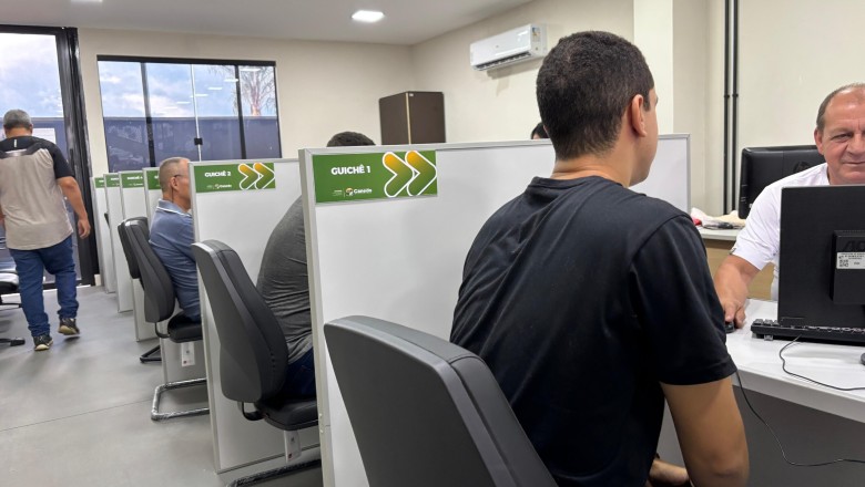 Senador Canedo abre 3 seleções nesta segunda (11) com vagas em call center, indústria e supermercado