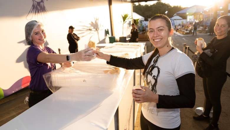 Inscrições abertas: 840 vagas para voluntários no apoio aos romeiros de Trindade durante a Festa do Divino Pai Eterno