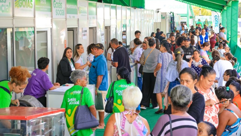 Mutirão Goiás Social leva serviços a Formosa e entrega mais de 1,5 mil cartões sociais