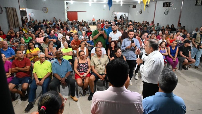 Após mais de 30 anos de espera, 100 famílias do Goiânia Viva recebem escrituras; outras 500 serão regularizadas