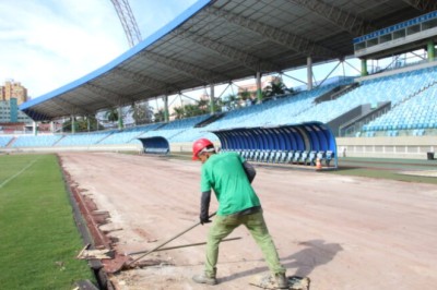 Reforma de R$ 9 milhões começa no Estádio Olímpico em Goiânia; nova pista em seis meses