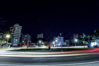 Bosque dos Buritis recebe iluminação LED; economia anual pode chegar a R$ 40 milhões
