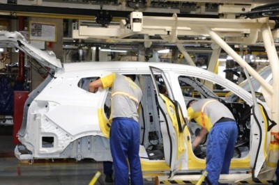Indústria de Goiás avança 6,2% em abril, supera média nacional e tem 3º melhor resultado do país