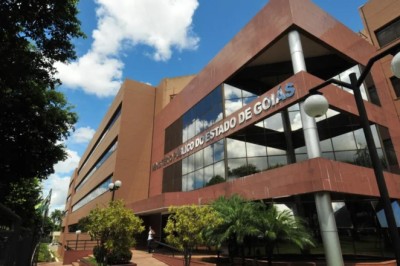 Seminário em Goiânia lança guia e debate riscos e fraudes nas compras públicas