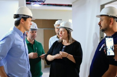 Em obras, Hugo mantém atendimento; vistoria encontra corredores sem filas