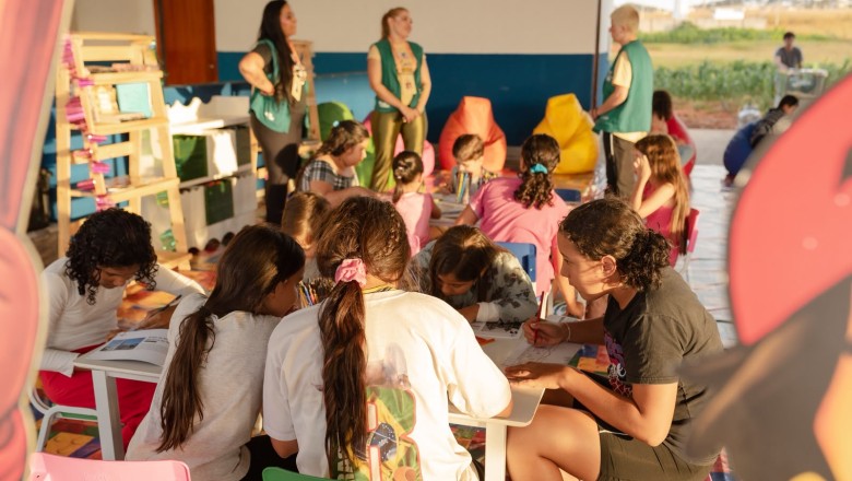 Cinema gratuito e gibiteca itinerante: Cine Leitura do Bem chega a Nazário, Trindade, Brazabrantes e Goianira; veja programação