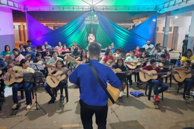 434 vagas gratuitas em Teatro e Violão em Goiás: quem pode participar e onde se inscrever