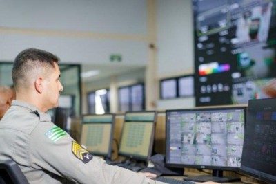 TJ-GO suspende liminar e libera expansão da IA Contra o Crime: 4.435 câmeras e 22 centros em 194 cidades