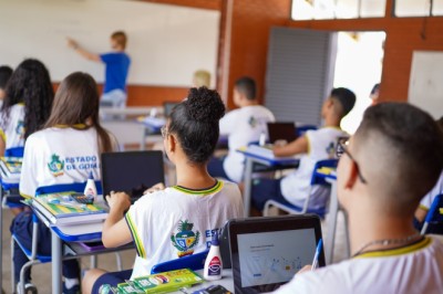 Goiás lidera Redação do Enem 2025 entre redes estaduais, aponta Inep