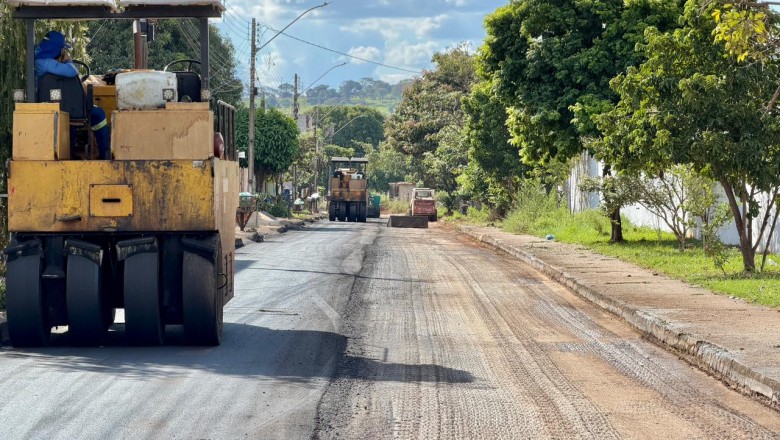 Asfalto Novo avança em Goiânia: 350 km já recuperados e meta de 800 km até o fim da gestão
