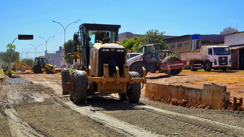 Obra acelera no cruzamento Leste-Oeste/Castelo Branco para aliviar gargalo em Goiânia