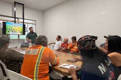 Comurg inicia curso com Senar Goiás para operação segura de roçadeiras; 12 servidores abrem primeira turma