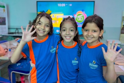 Unesco visita escola de Goiânia para conhecer resultados do projeto Semeando Futuros