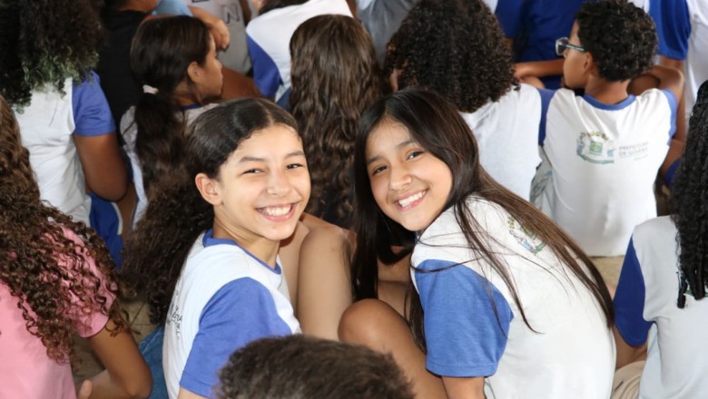 Goiânia lança 1º Seminário Escola das Adolescências; oficinas e clubes miram ensino do 6º ao 9º ano