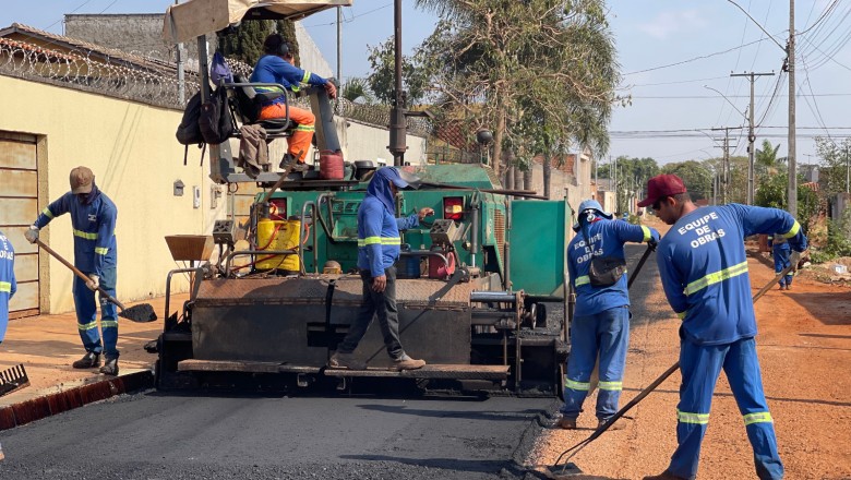 Asfalto Novo atinge 460 km em Goiânia; 11 bairros seguem em obras e Setor Fonte das Águas terá 100% das vias recapeadas