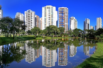 Goiânia atrai visitantes de dez países, com americanos e argentinos na liderança em julho