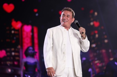 Amado Batista celebra 50 anos de carreira em show gratuito no Festival Viva Goiânia