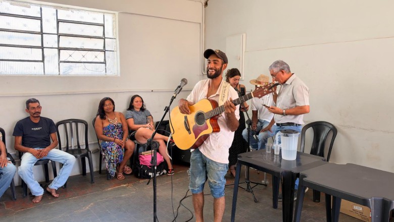 Centro Pop reúne cerca de 150 pessoas em ação de acolhimento e cultura pelo aniversário de Goiânia