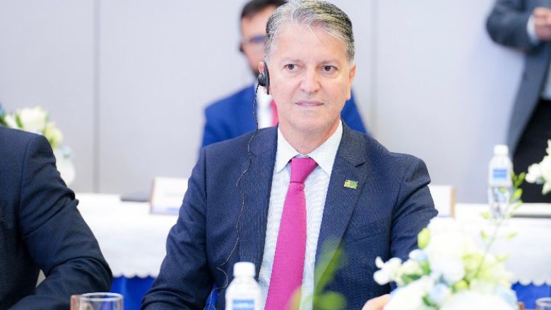 Missão de Goiás à China mira centro de peças automotivas e hotel-cápsula para o MotoGP 2027