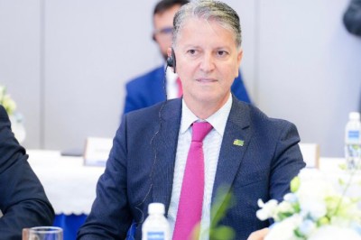 Missão de Goiás à China mira centro de peças automotivas e hotel-cápsula para o MotoGP 2027