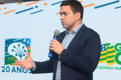 Educação de Goiás terá novo comando após convite a Fátima Gavioli para assumir secretaria no Paraná