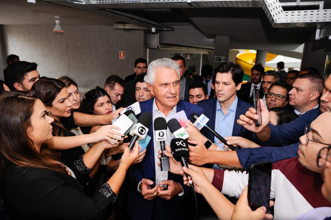 Ronaldo Caiado apresenta legislação do 5G aos municípios: “Temos tudo para gerar a instalação do 5G em primeiro lugar”